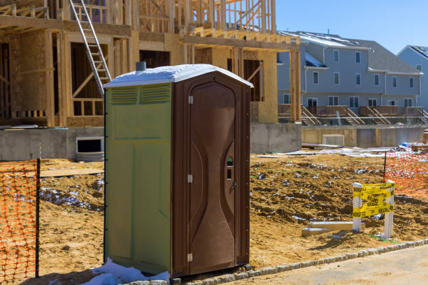 Porta potty delivery and setup in Haysville, KS